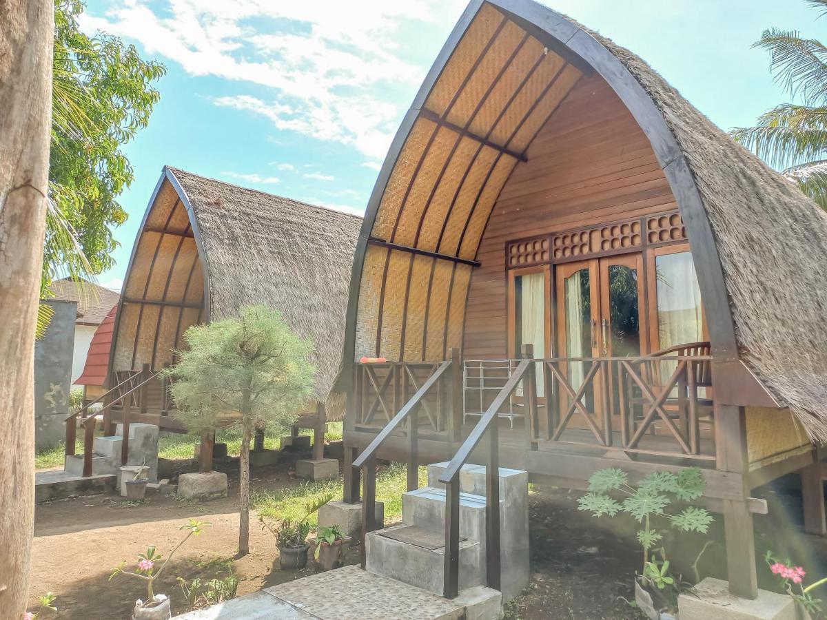 Nusa Indah Bungalows Gili Air Luaran gambar