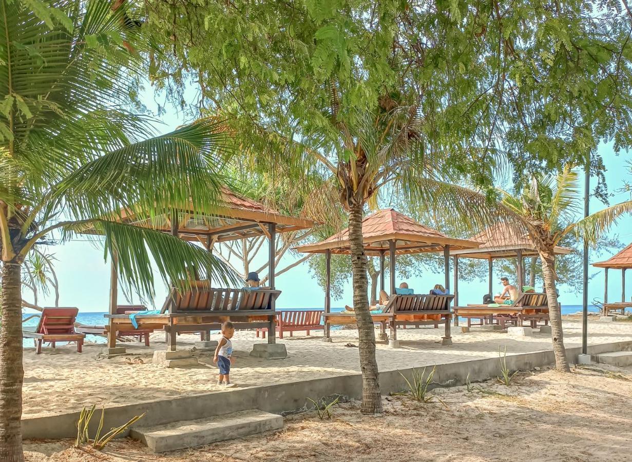 Nusa Indah Bungalows Gili Air Luaran gambar