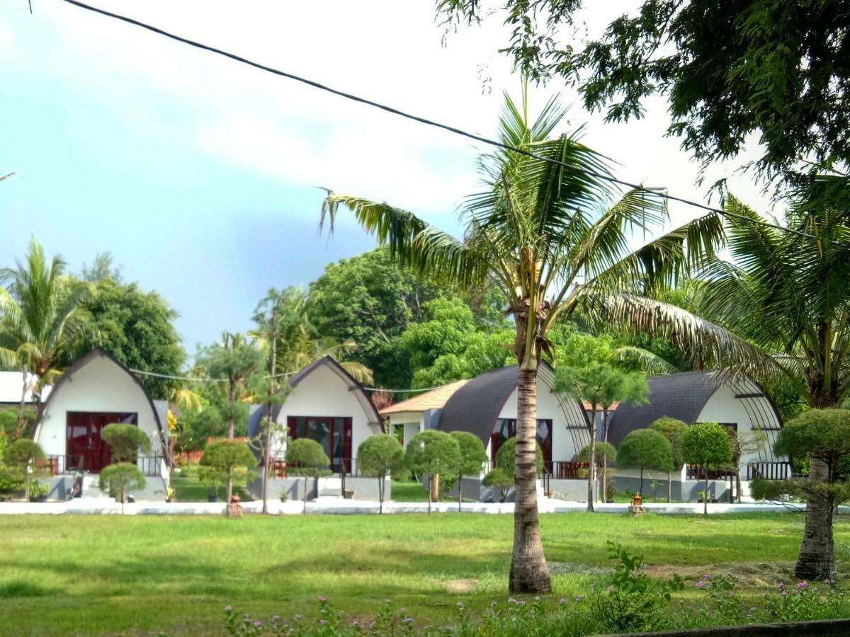 Nusa Indah Bungalows Gili Air Luaran gambar