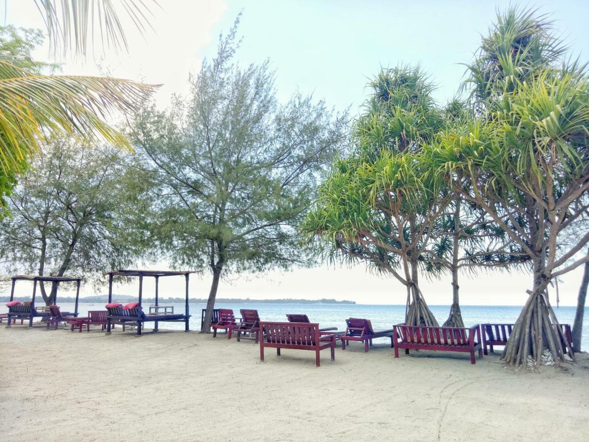 Nusa Indah Bungalows Gili Air Luaran gambar